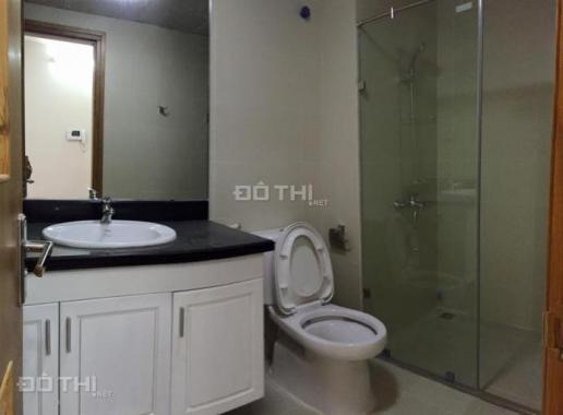 Cho thuê căn hộ chung cư N04 Trần Duy Hưng, 155m2, 3 phòng ngủ, 18 triệu/th. LH: 01266189379