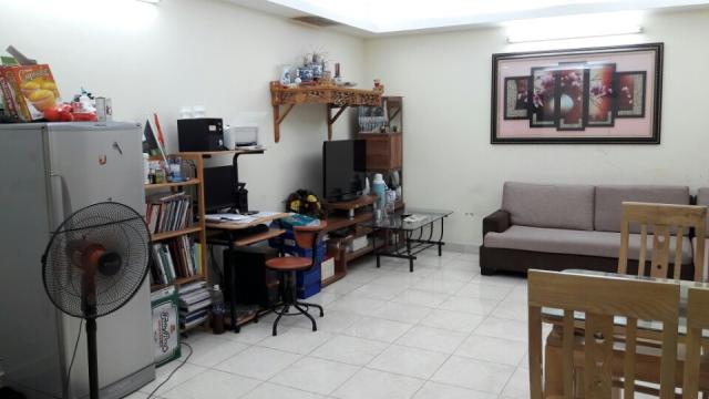 Chuyển công tác bán căn hộ tại chung cư số 7 Trần Phú, 70.63m2, giá 1,55 tỷ. LH 01674642823