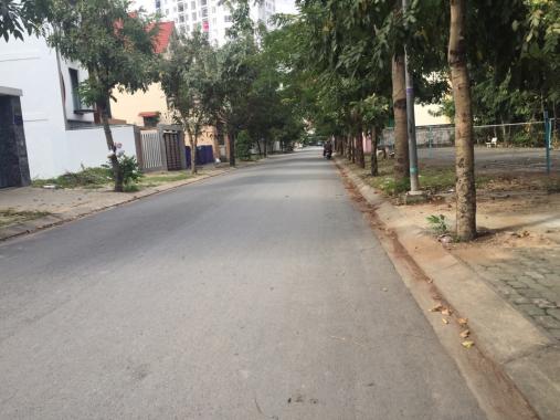 Bán gấp căn biệt thự Nam Long Phú Thuận, Q. 7, DT 8x18m, giá cực hot 12.5 tỷ