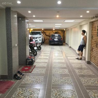 Cho thuê văn phòng 70m2, tại số 32 Thái Hà, Đống Đa, nhà đẹp, có chỗ để xe ô tô. LH 0916514190