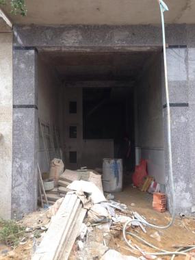 BÁn nhà mới xây một mê nguyên, sau lưng trường Nguyễn Thái Học