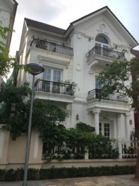 Chính chủ cần bán biệt thự trong khu đô thị Vinhomes Riverside Long Biên, Hà Nội