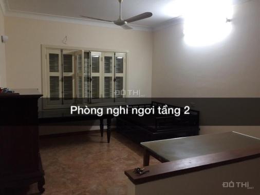 Cho thuê nhà trong ngõ Lê Thanh Nghị, nhà riêng xây 2 tầng