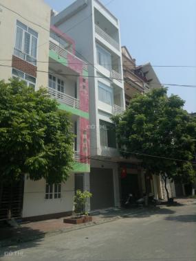Cần cho thuê nhà 4 tầng lô 22 Lê Hồng Phong