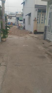 Nhà đường Lê Thị Riêng, Q. 12, DT 4,7x10m, sổ hồng riêng