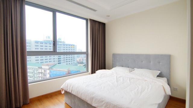 Cho thuê căn hộ chung cư tại dự án Platinum Residences, Ba Đình, Hà Nội, DT 128m2, giá 20 tr/th