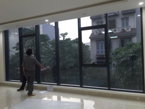 Cho thuê văn phòng đẹp, mới tại Lê Đức Thọ, DT 100 m2/tầng, giá 15 triệu/tháng
