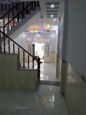 Bán nhà mới xây Bình Chánh, ngã 5 Vĩnh Lộc