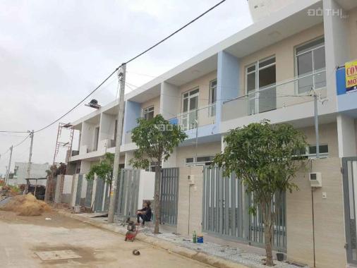 Nhà ở mặt tiền Nguyễn Duy Trinh, Q. 9