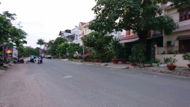 Bán đất phường Hiệp Bình Chánh đường 13 cách Phạm Văn Đồng 300m, LH 0938914878.