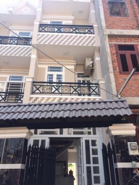 Bán nhà phố Lê Văn Lương, nhà hoàn thiện dọn vào ở ngay