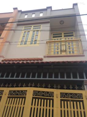 Nhà xây mới 1 trệt, 1 lầu, ngay đường Vĩnh Lộc, Nguyễn Thị Tú, giá rẻ chỉ 740 triệu