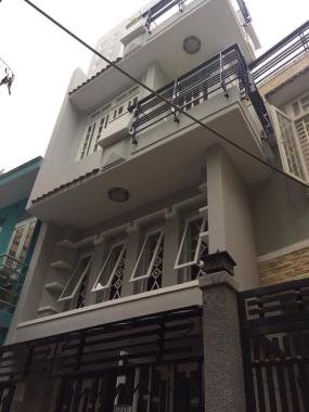 Nhà 2 lầu Nguyễn Đình Chiểu chuẩn phong thuỷ, giá 2.95 tỷ, tại Phú Nhuận