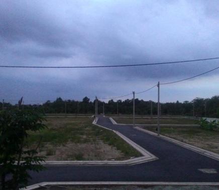 Bán gấp lô đất đường Nguyễn Duy Trinh 50m2 giá 870tr, hướng Đông Nam, sổ riêng, xây tự do