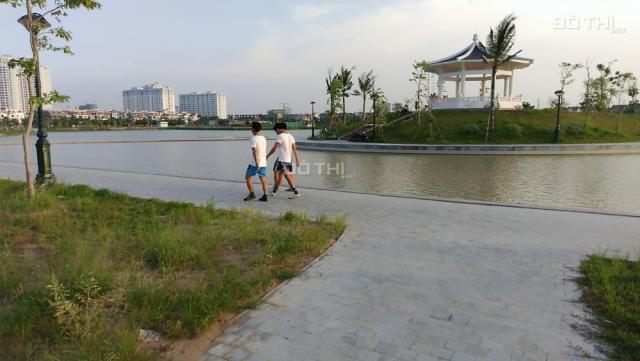 Bán biệt thự Thành Phố Giao Lưu Phạm - Văn Đồng diện tích 270m2 giá 71tr/m2