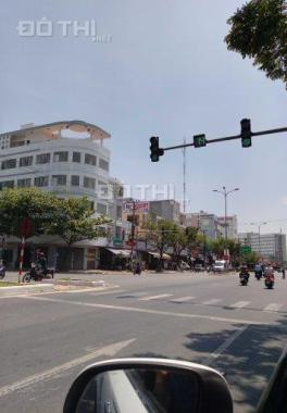 Bán nhà góc 2 MT Nguyễn Hữu Thọ; 6 tầng 18 phòng; 831m2, giá 19.5 tỷ