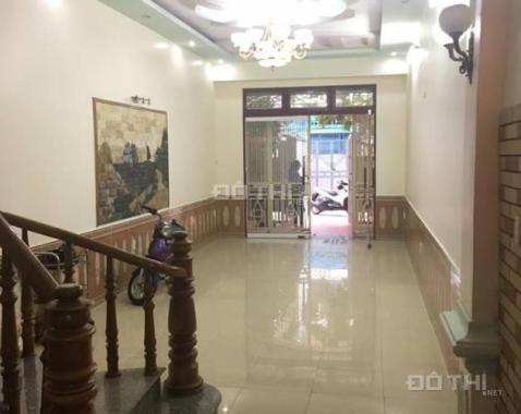 Nhà 4 tầng đầy đủ nội thất đường nhánh Văn Cao cho người nước ngoài thuê, LH: 0931589696