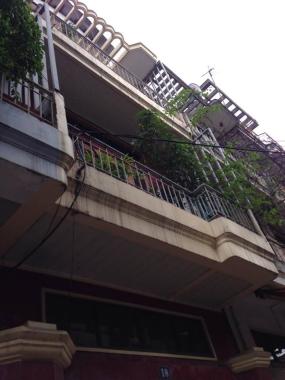 Cho thuê nhà ngõ 9 Minh Khai, ngõ rộng, diện tích 55m2, 4 tầng, giá 15tr/th