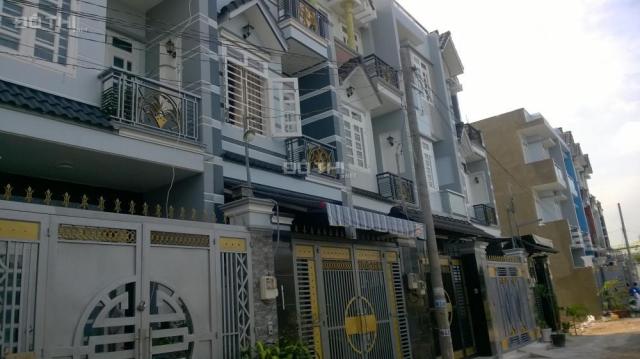 Mình đang rất cần tiền nên bán căn nhà đường Nguyễn Thị Tú