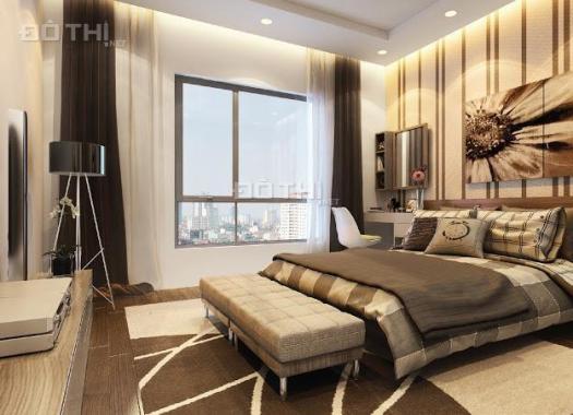 Gia đình cần bán gấp căn hộ cao cấp New Skyline Văn Quán, 136m2 giá 3,2 tỷ full đồ. LH 0915 200 990