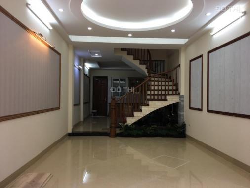 Bán nhà ngõ 62 Nguyên Hồng, Huỳnh Thúc Kháng, Đống Đa, DT 55m2 x 5 tầng mới, ô tô vào nhà giá 11 tỷ