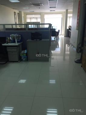 Cho thuê văn phòng ngõ 11 Duy Tân, diện tích 100 m2