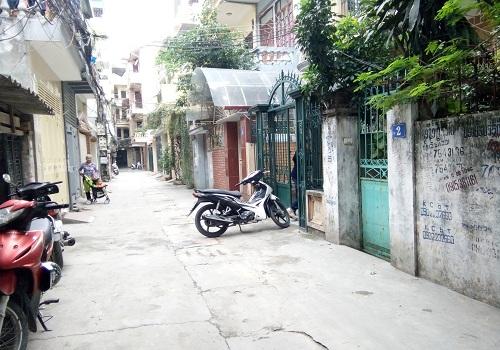 Bán nhà riêng mặt ngõ rộng, tại số 2 ngách 3 ngõ 90, phố Hoa Bằng, p.Yên Hòa, quận Cầu Giấy, Hà Nội
