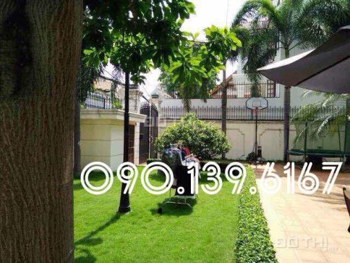 Villa cho thuê phường Thảo Điền, Quận 2, Hồ bơi, sân vườn rộng thoáng