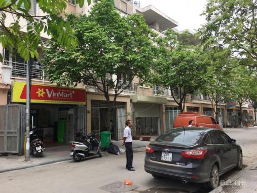 Cần bán gấp nhà liền kề 3 khu đô thị Văn Phú