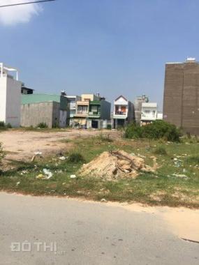 Bán đất tại đường Vành Đai 2, Phường Phú Hữu, Quận 9, DT: 21 ha, giá 4.2 triệu/m2