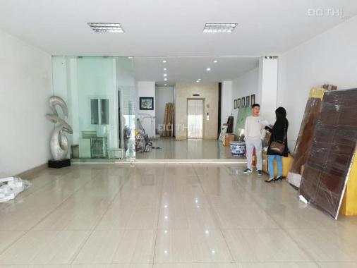 Cho thuê nhà riêng thích hợp làm VP, nhà trẻ ngõ Huế, Phố Huế, HBT 125m2 7 tầng TM giá 80tr/tháng