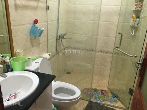 Cho thuê nhà riêng siêu đẹp đủ đồ tại Hoàng Cầu, Đê La Thành, 50m2 x 4.5 tầng, 6PN