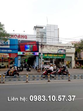Cho thuê nhà mặt tiền Nguyễn Thị Thập DT: 15x35m và 8.5x30m và 4x25m giá tốt. LH 0983105737