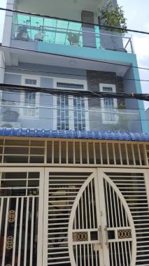 Bán nhà ở Quận 12, đường Nguyễn Ảnh Thủ