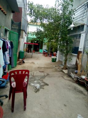 Cần bán nhà cấp 4 hẻm 103 Nguyễn Thị Thập, phường Tân Phú, quận 7.