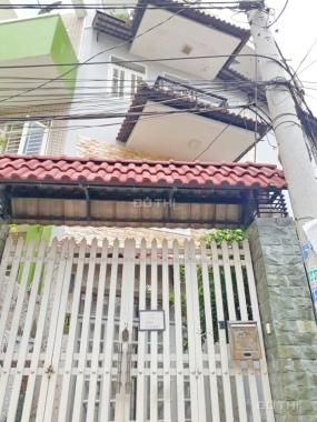 Bán gấp nhà 52 đường Nguyễn Thị Thập, Quận 7, DT: 4x15m - 3 lầu