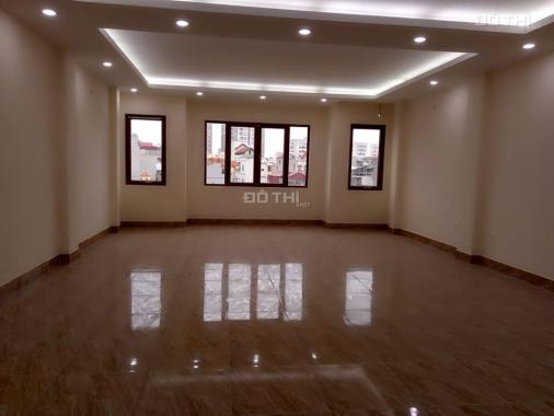 15tr/70m2/tháng bạn có thể thuê văn phòng siêu đẹp tại mặt đường Xã Đàn