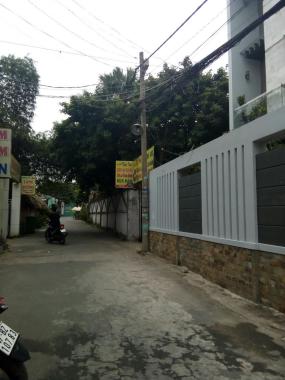 Bán nhà đường Lê Văn Việt, Hiệp Phú, quận 9