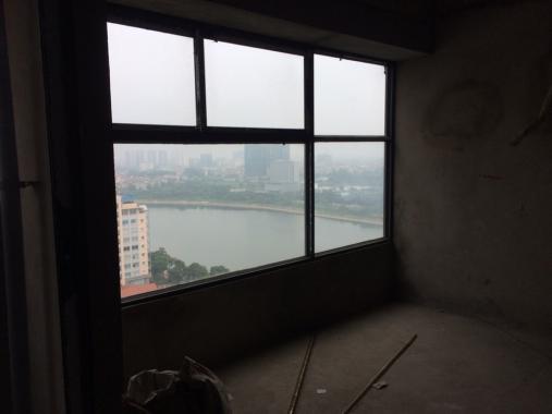 Bán gấp căn hộ DT 107.59m2, 3PN, 2WC tầng 18 tòa chung cư VP4 bán đảo Linh Đàm, view hồ Linh Đàm