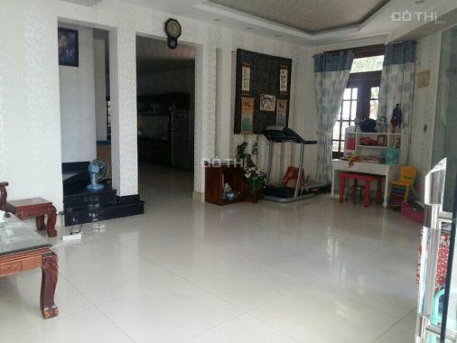 Bán biệt thự vừa ở vừa cho thuê căn góc KDC ven sông Tân Phong, Quận 7, DT 8x18m, giá 12 tỷ