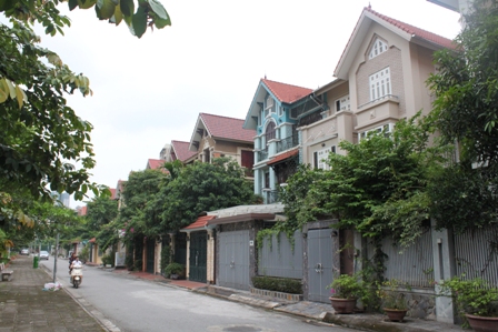 Bán liền kề nhà vườn 112m2 khu đô thị Dịch Vọng (hướng Đông Nam, mặt tiền 6m, giá 20.9 tỷ)