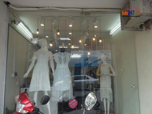 Sang nhượng cửa hàng thời trang số 124 Chùa Bộc, Đống Đa, Hà Nội