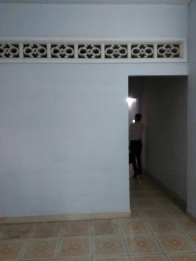 Bán nhà cấp 4, Ấp 4, Võ Văn Vân, Bình Chánh 4x12m sổ hồng riêng 1,3 tỷ