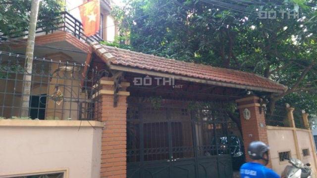 Cho thuê nhà ngõ 105, Láng Hạ, DT 65m2 x 4 tầng, giá 17 tr/th