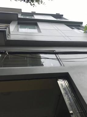 Nhà 3 tầng xây năm 2014 Gốc Mít, ô tô đỗ cách nhà 10m, giá 950tr