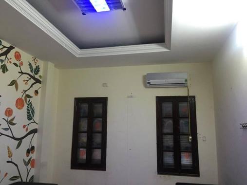 Cho thuê nhà mặt phố Vũ Ngọc Phan, Đống Đa, Hà Nội diện tích 60m2 x 5 tầng, giá 30 triệu/tháng