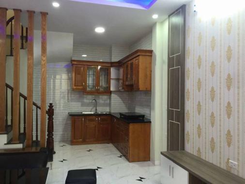 Nhà đẹp phố Trung Kính 35m2, 5 tầng, 3 tỷ, 10m ra phố