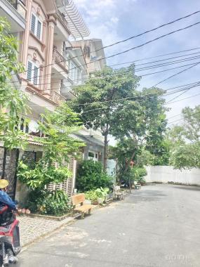 Đất mặt tiền đường khu Nam Long Phú Thuận, Quận 7 (DTCN 100m2)