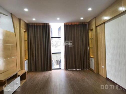 Bán nhà mặt hồ Kim Liên, Phương Mai, Đống Đa 215 m2 x 30 tỷ lô góc