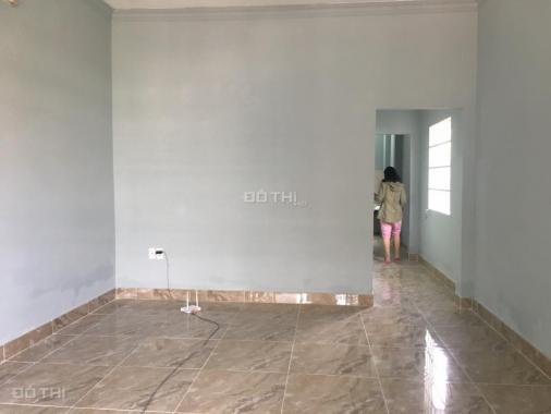 Nhà còn mới dọn về ở ngay 1 trệt, 1 lầu 3 phòng ngủ, 2 WC, hẻm 4,5m ngay trên trục đường Linh Đông